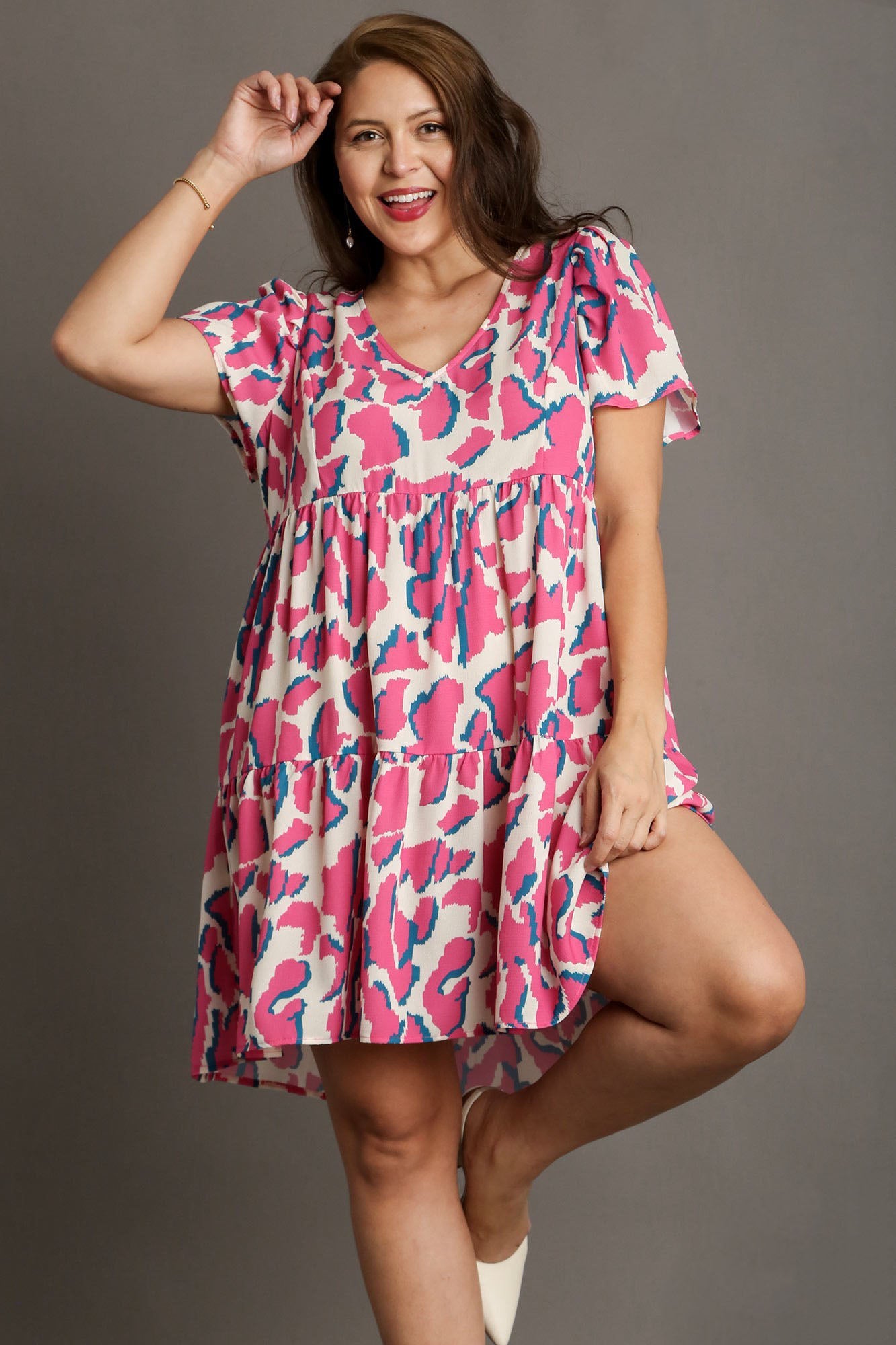She Wears Glory™ – The Breakthrough Dress (Abstract Pleated Tiered Plus Size V-Neck Dress) - She Wears Glory Beverly Hills