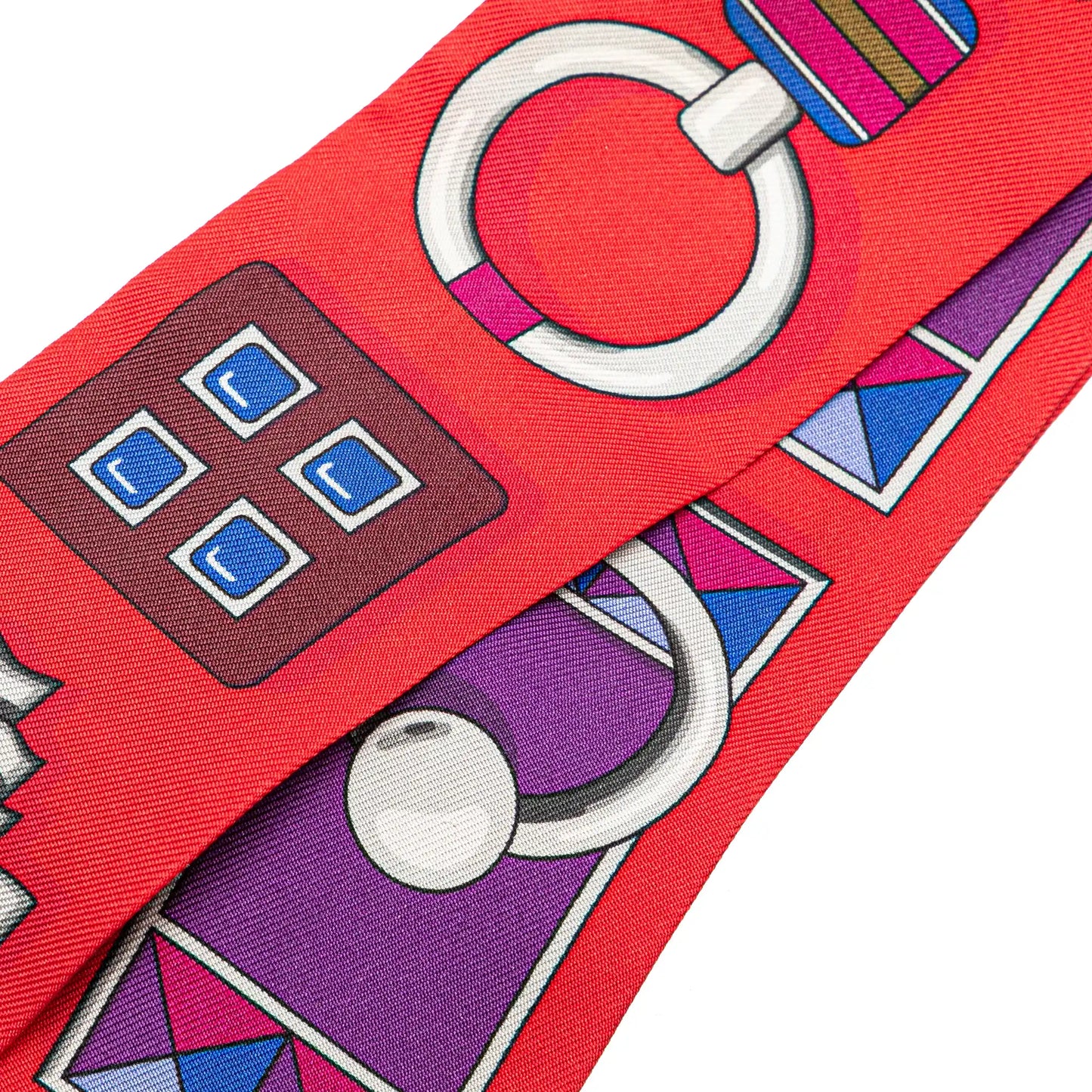 Hermès Festival Des Amazones Silk Twilly Scarf