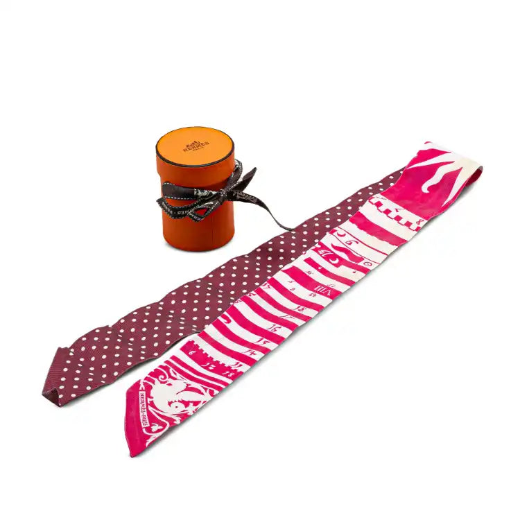 Hermès Astrologie A Pois Silk Twilly Scarf