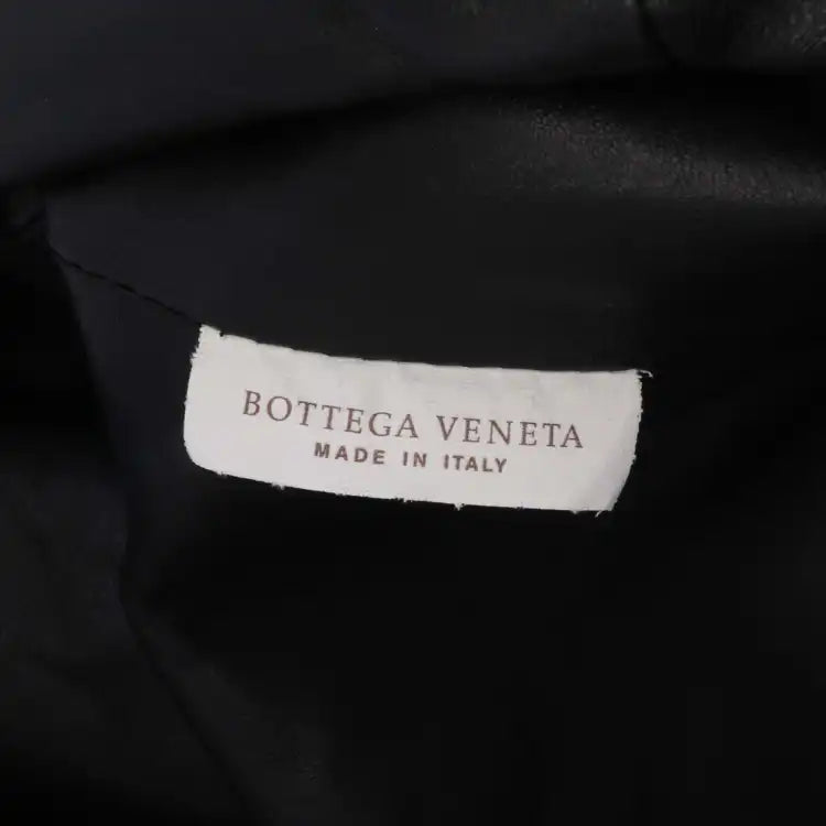 Bottega Veneta Smooth Butter Calf The Pouch