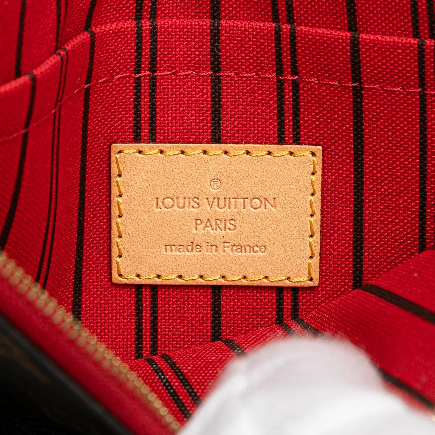 Louis Vuitton Monogram Neverfull Pouch