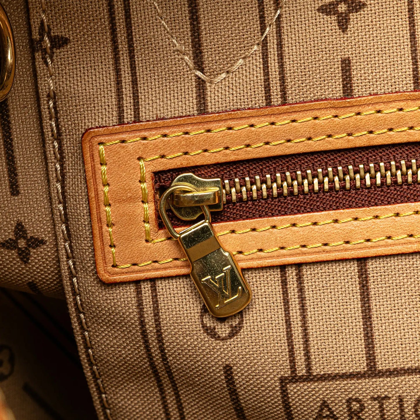 Louis Vuitton Monogram Neverfull PM