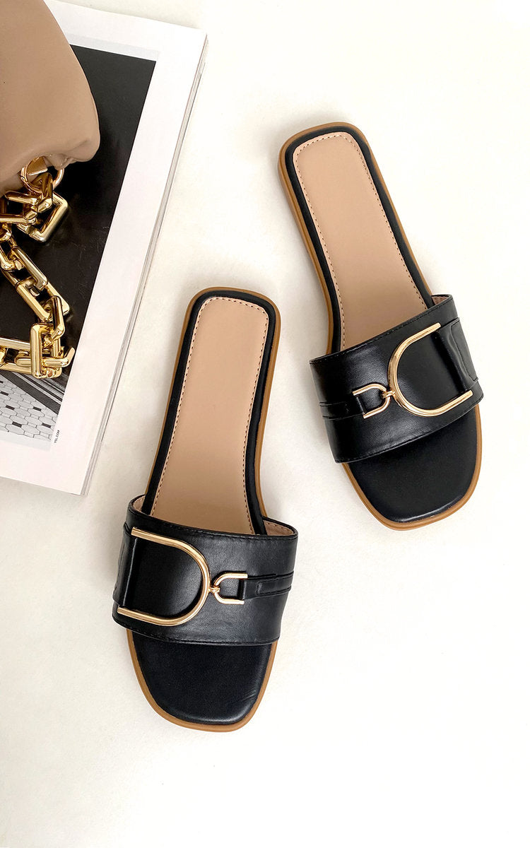 She Wears Glory™ Gold Detail Sliders