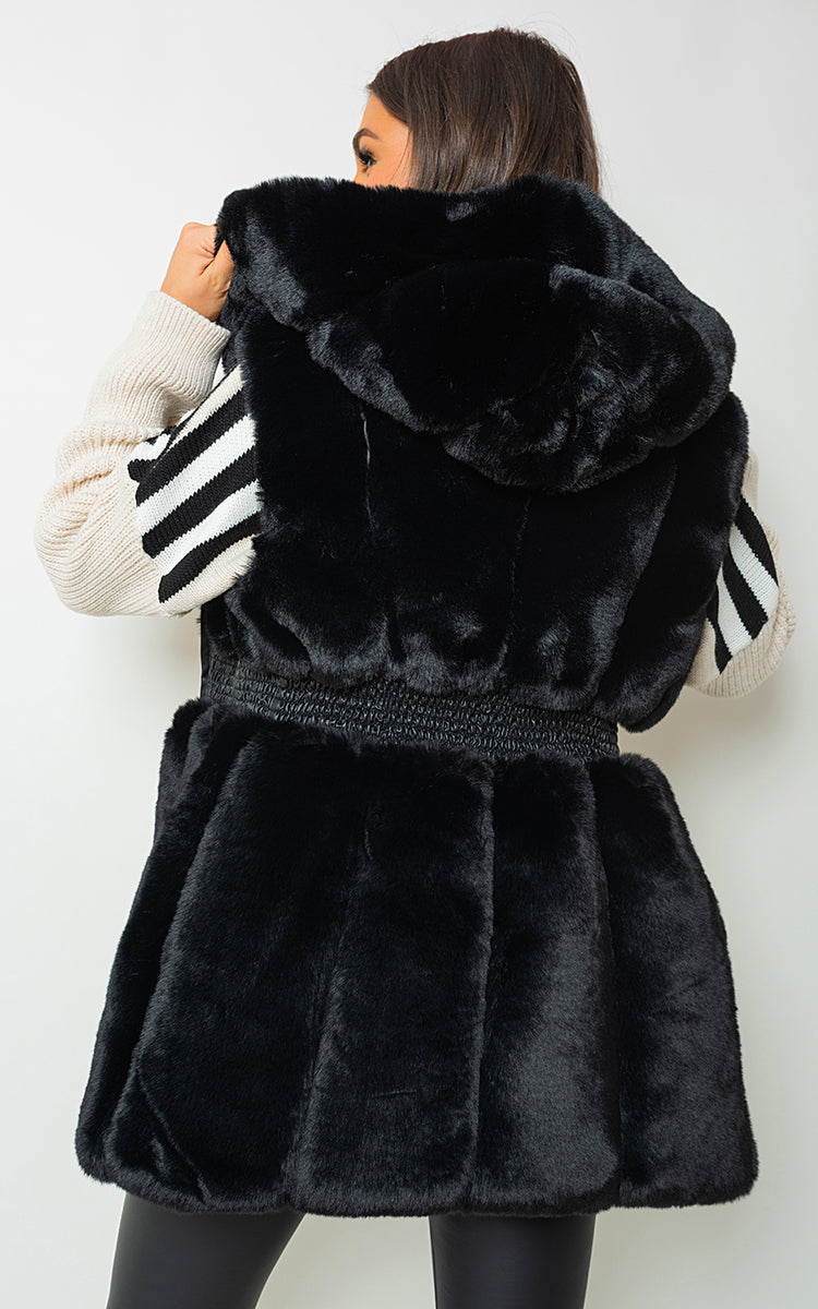 She Wears Glory™ Faux Fur Zip Up Gilet