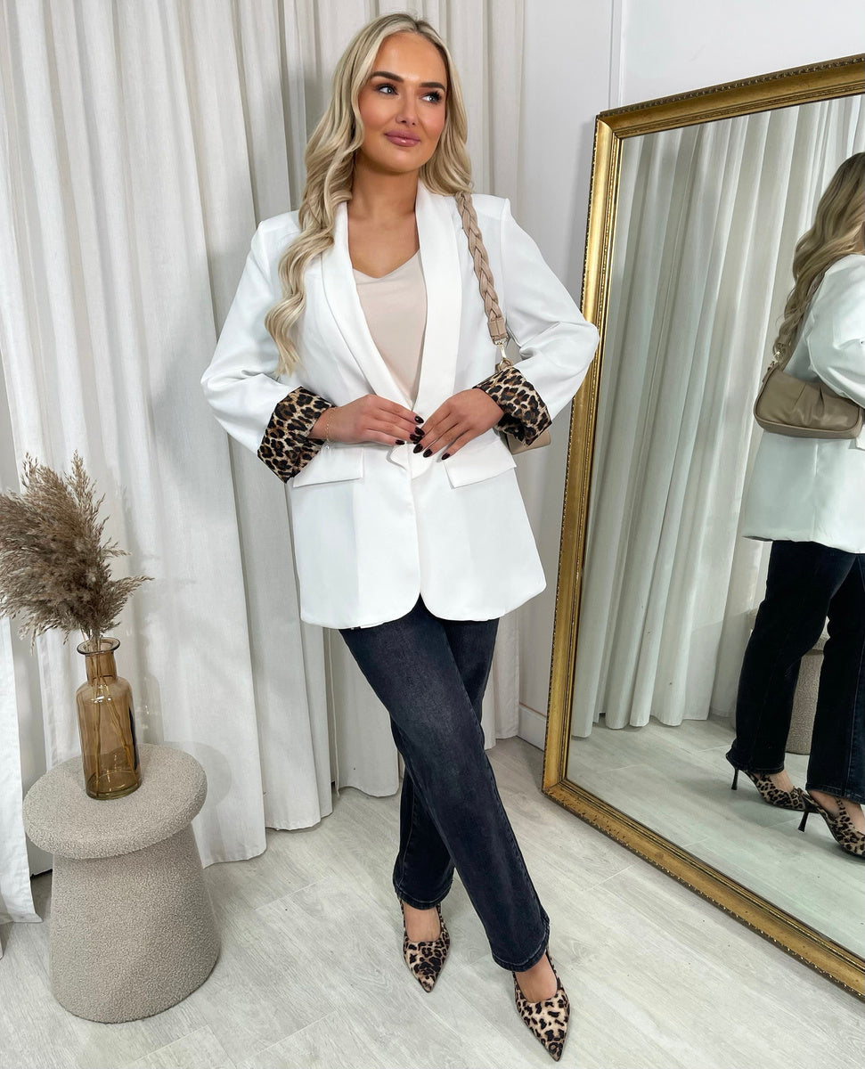 She Wears Glory™ Mira Leopard Print Blazer Jacket