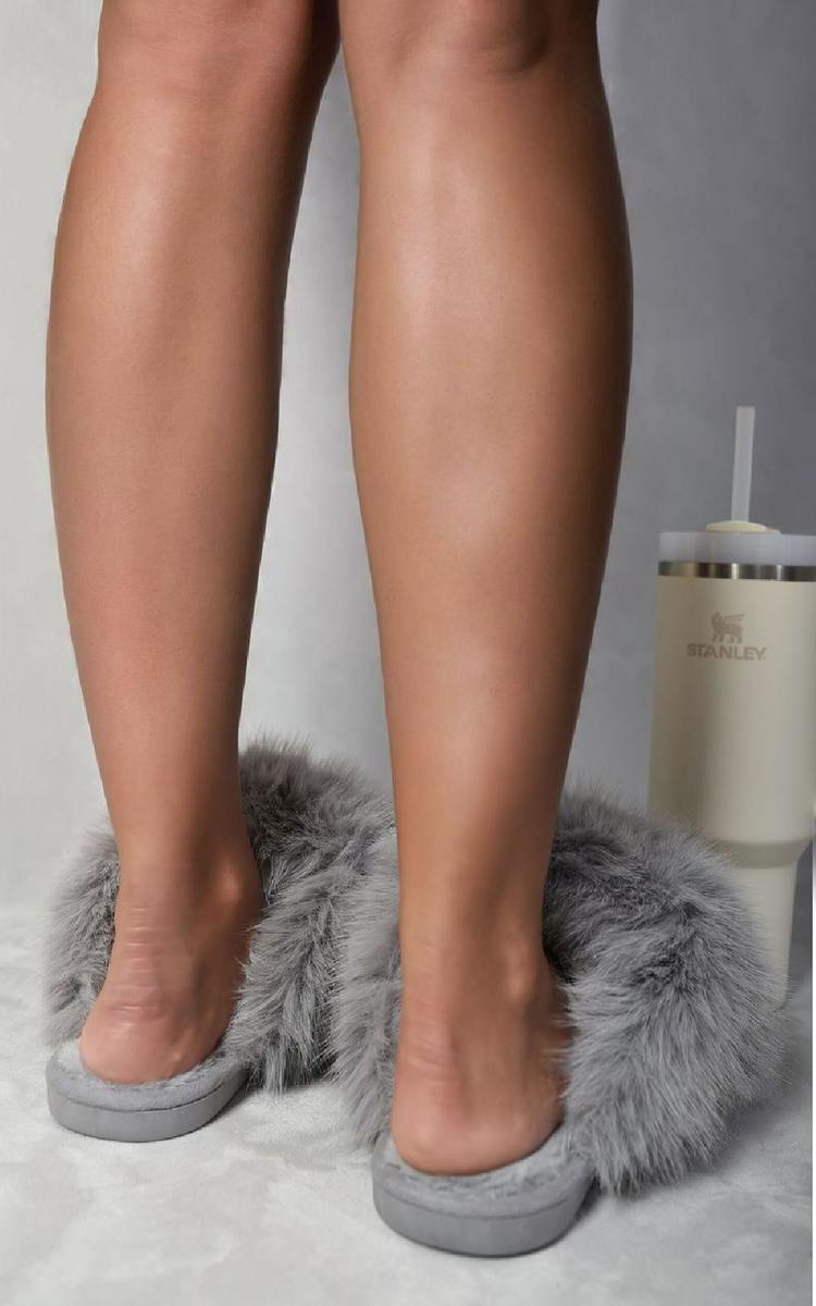 Fluffy Faux Fur Slippers - She Wears Glory Beverly Hills