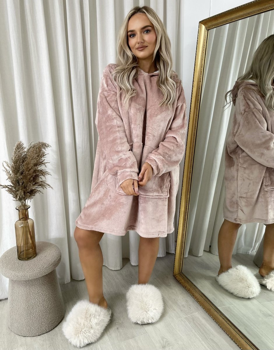 Oversized Fluffy Winter Blanket Hoodie - She Wears Glory Beverly Hills