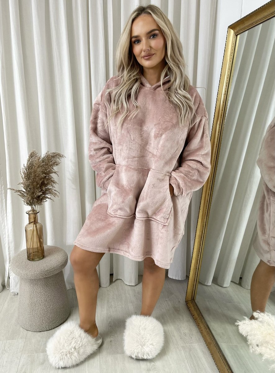 Oversized Fluffy Winter Blanket Hoodie - She Wears Glory Beverly Hills