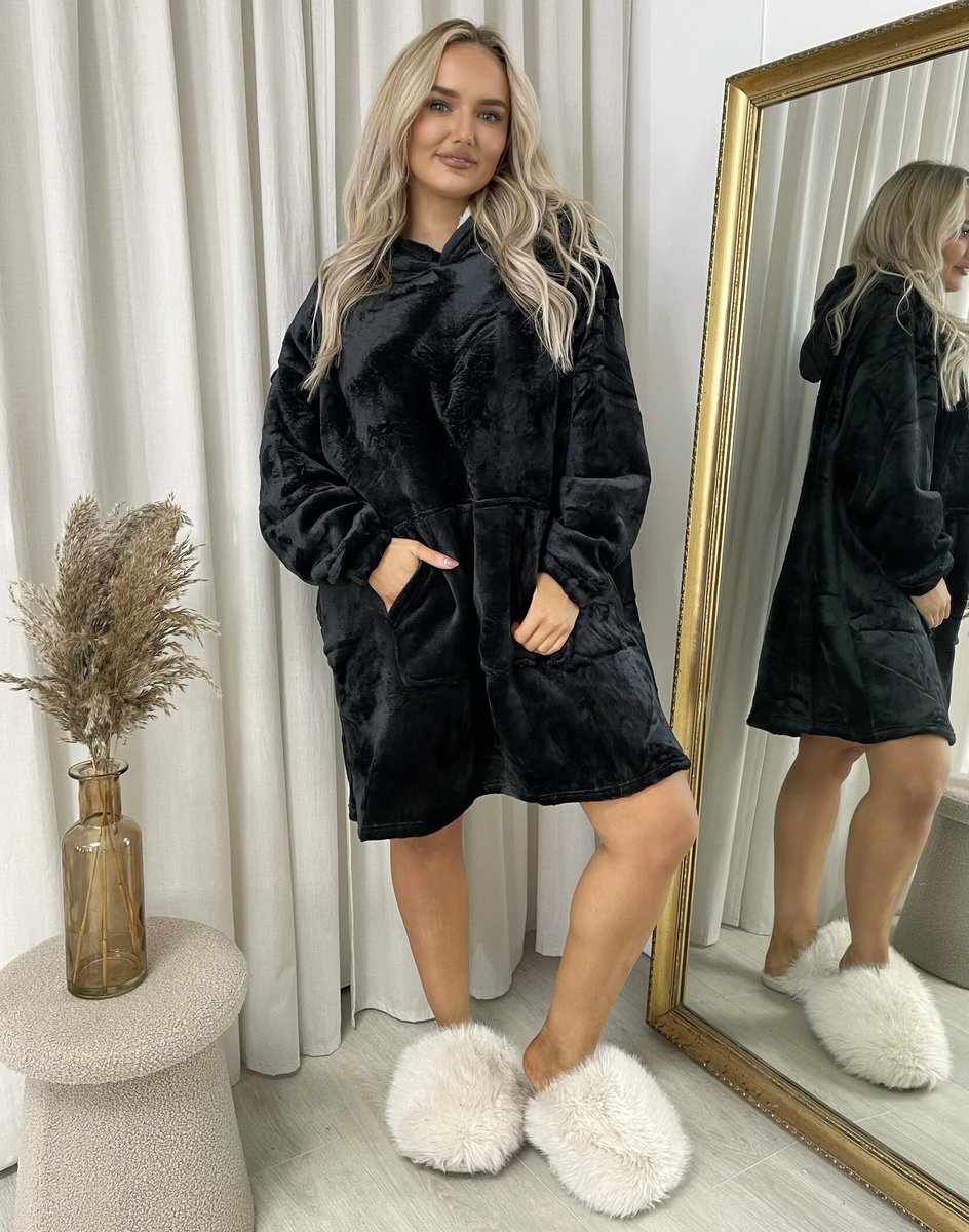 Oversized Fluffy Winter Blanket Hoodie - She Wears Glory Beverly Hills