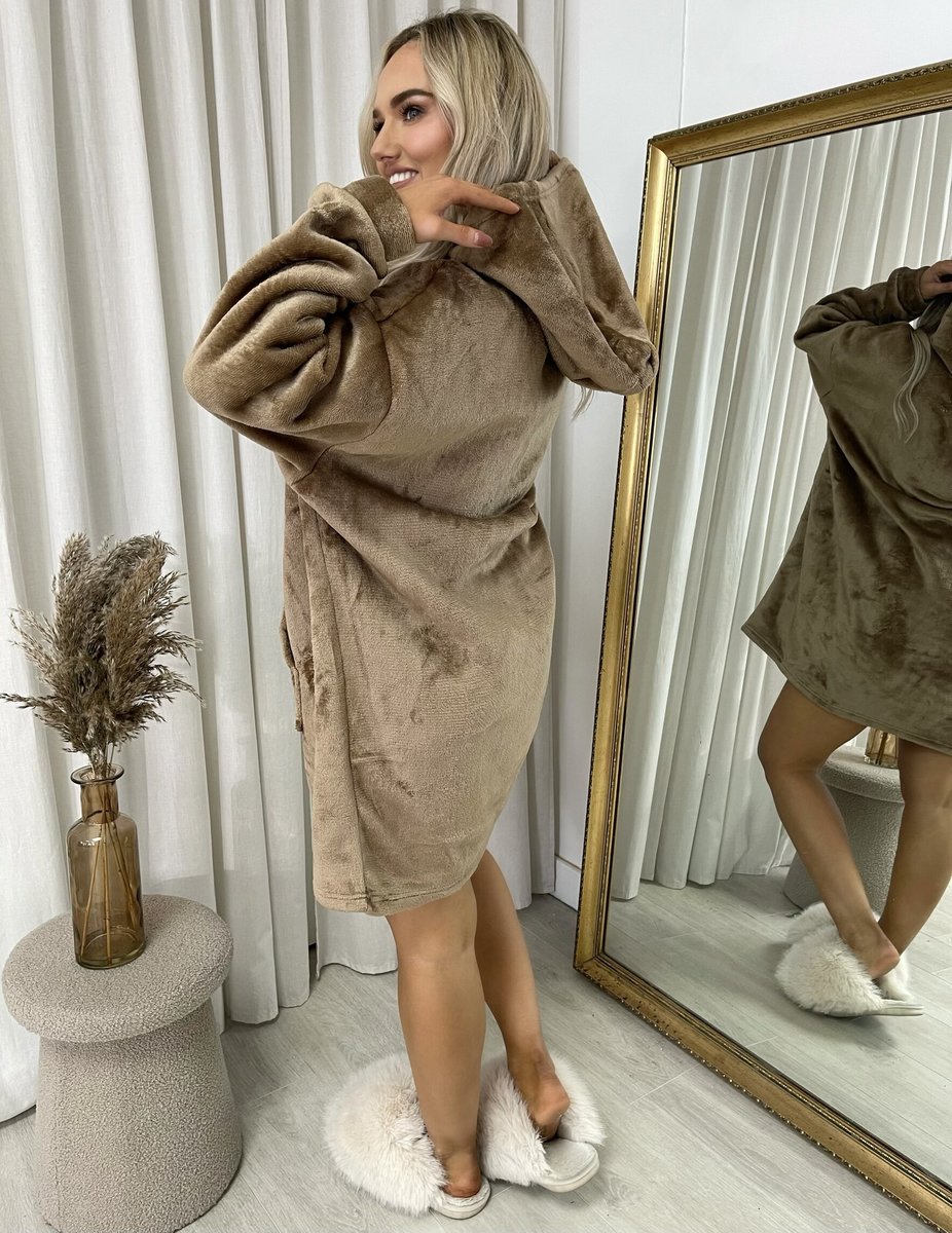She Wears Glory™ Oversized Fluffy Winter Blanket Hoodie