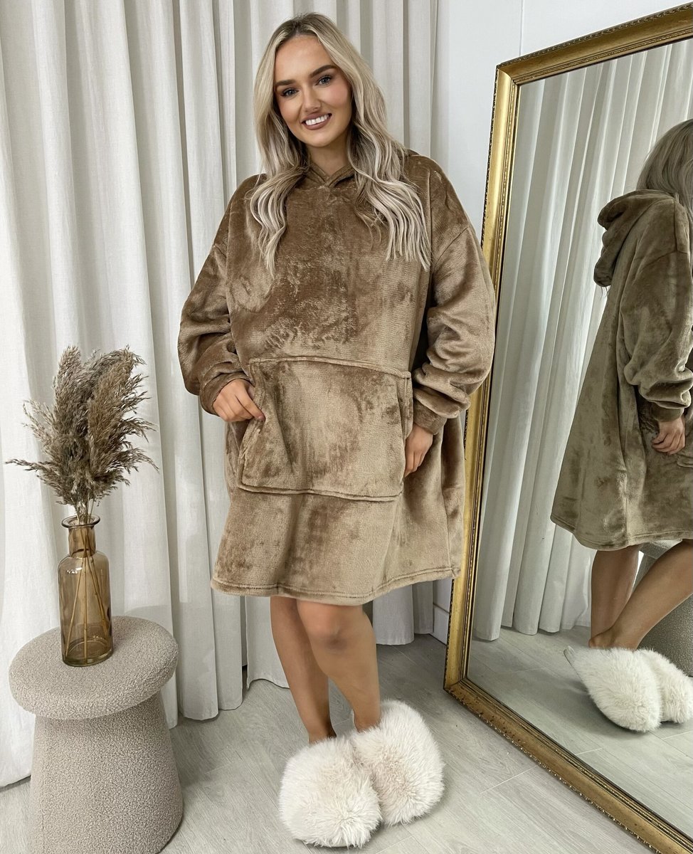 She Wears Glory™ Oversized Fluffy Winter Blanket Hoodie
