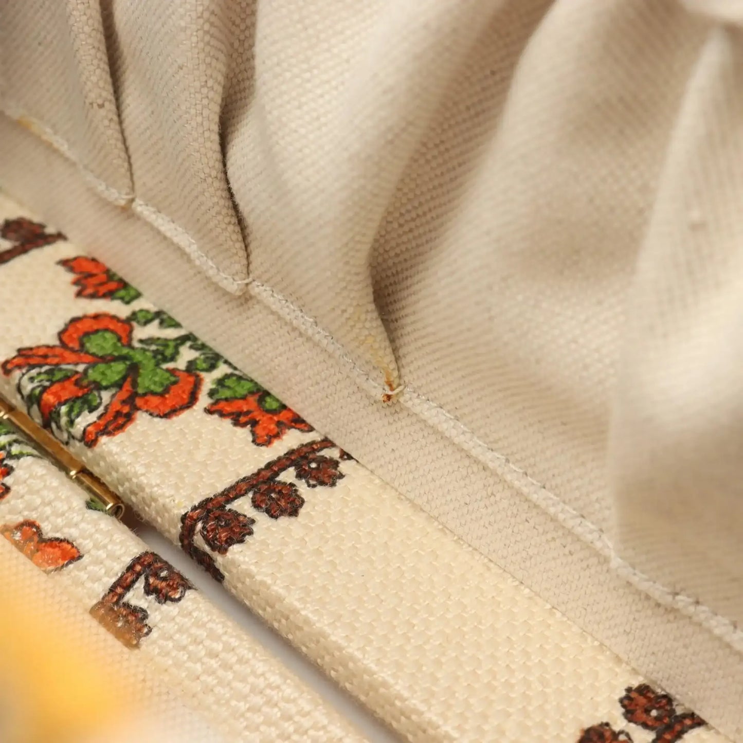 Gucci 100 Centennial Canvas Music Is Mine Beauty Case