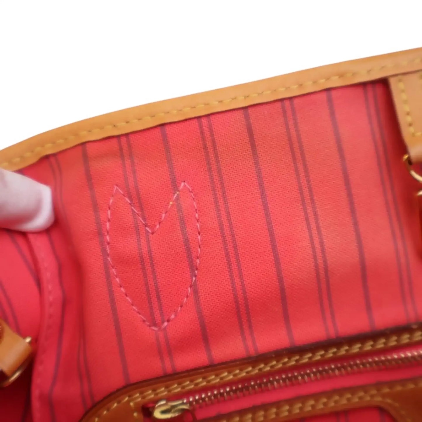 Louis Vuitton Monogram V Neverfull MM
