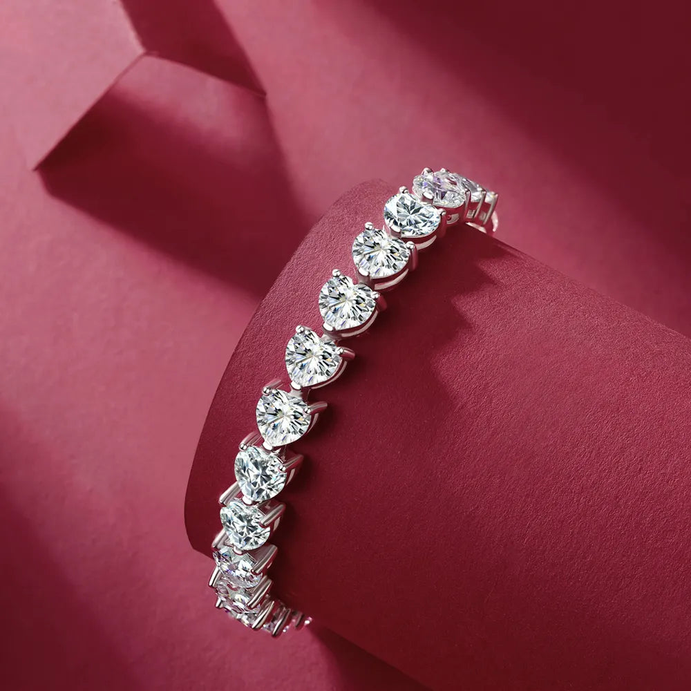 She Wears Glory™ Everlasting Covenant 24 Carat Heart Bracelet - She Wears Glory Beverly Hills