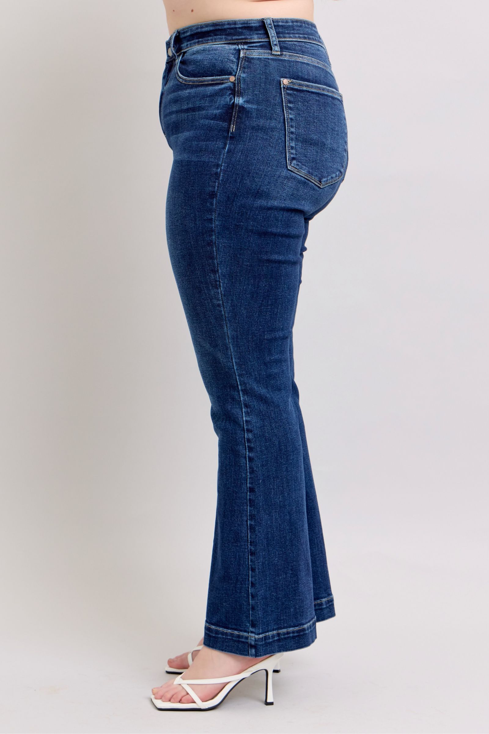 She Wears Glory™ “Covenant Confidence” High-Rise Flare Jeans with Pockets - She Wears Glory Beverly Hills