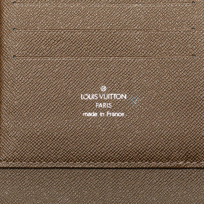 Louis Vuitton Taiga Atoll Organizer