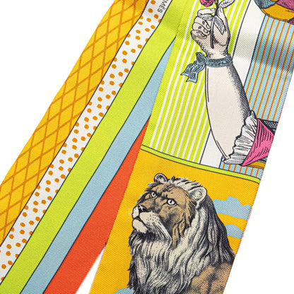 Hermès Grand Theatre Nouveau Silk Twilly Scarf