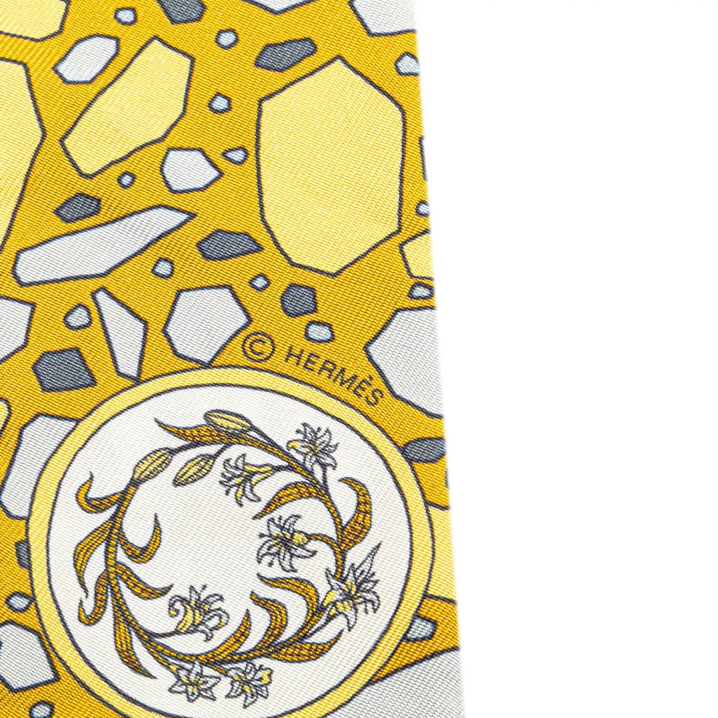 Hermès La Danse Des Amazones Twilly Silk Scarf