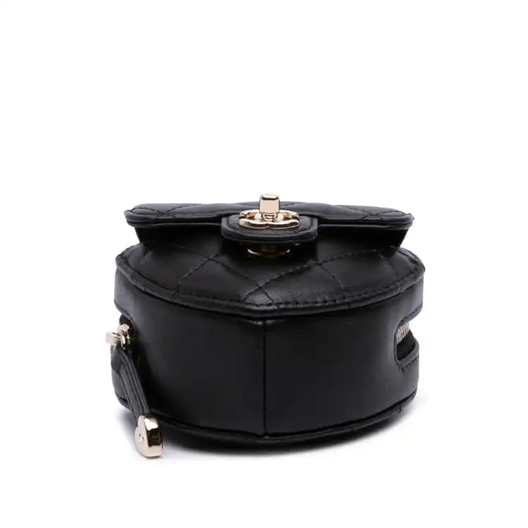 Chanel Lambskin CC in Love Heart Necklace Bag