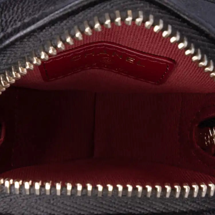 Chanel Lambskin CC in Love Heart Necklace Bag