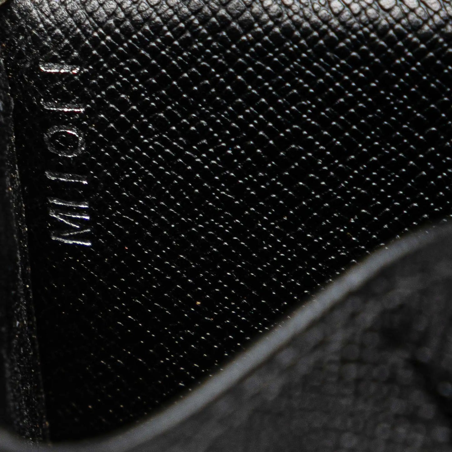 Louis Vuitton Taiga Business Card Holder
