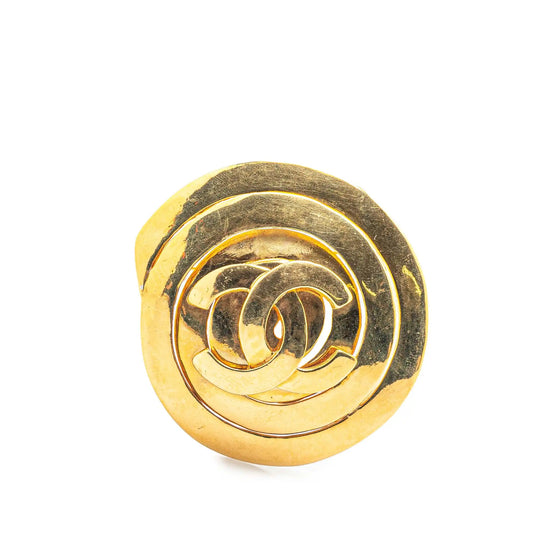 CC Gold Plated Swirl Round Brooch