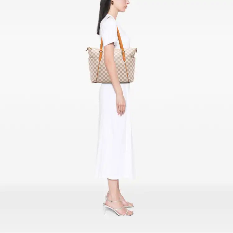 Louis Vuitton Damier Azur Totally MM