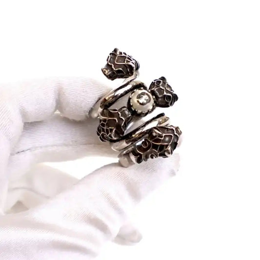 Gucci Silver Plated Faux Pearl Tiger Heads Double Wrap Ring