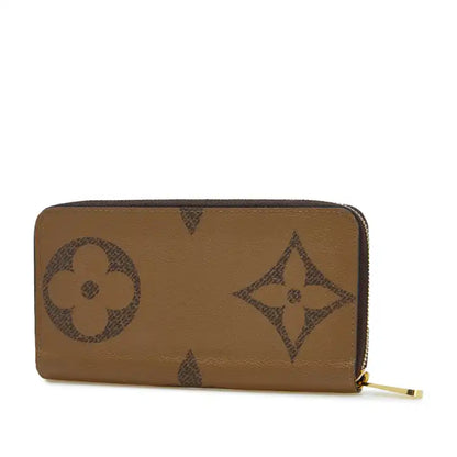 Louis Vuitton Monogram Giant Reverse Zippy Wallet