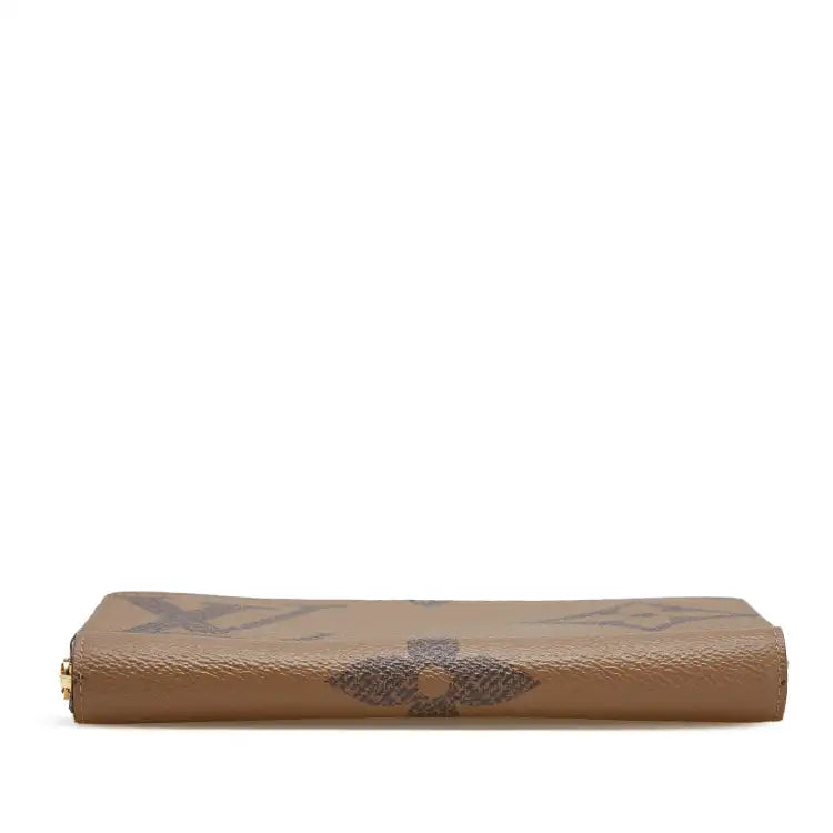 Louis Vuitton Monogram Giant Reverse Zippy Wallet