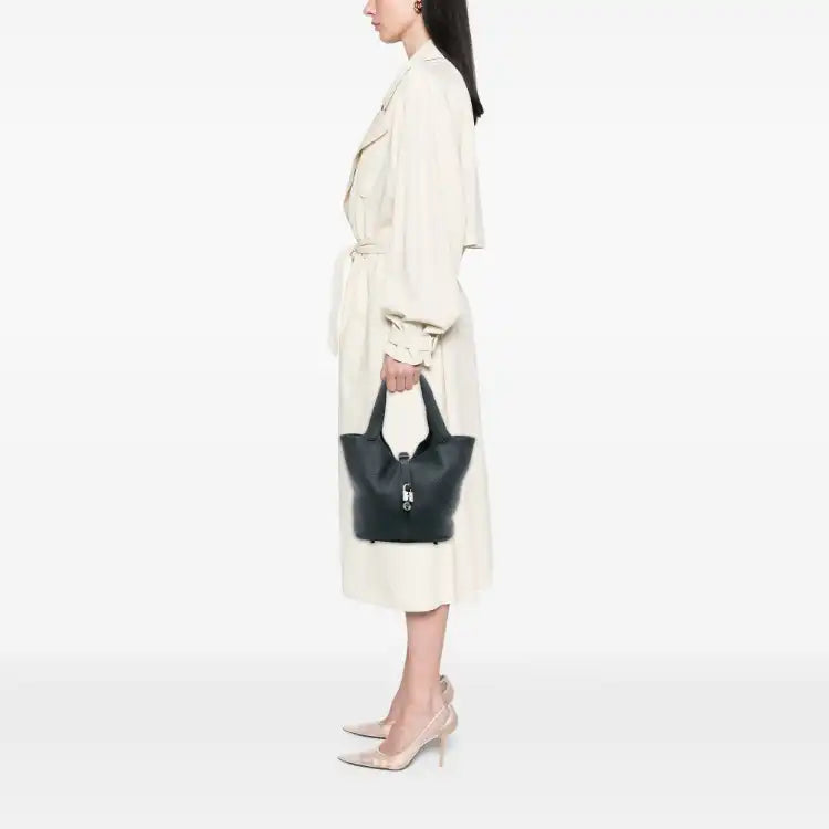 Hermès Clemence Picotin Lock 22