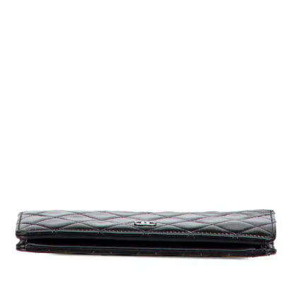Chanel CC Quilted Patent L Yen Bifold Wallet
