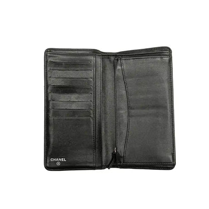 Chanel CC Quilted Patent L Yen Bifold Wallet