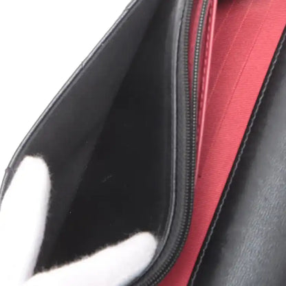 Chanel Quilted Lambskin 19 Wallet on Chain