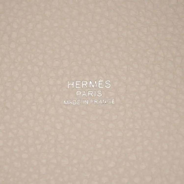 Hermès Clemence Picotin Lock 22