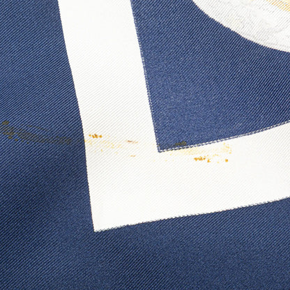 Hermès Parmi Les Fleurs Je Compte Les Heures Silk Scarf