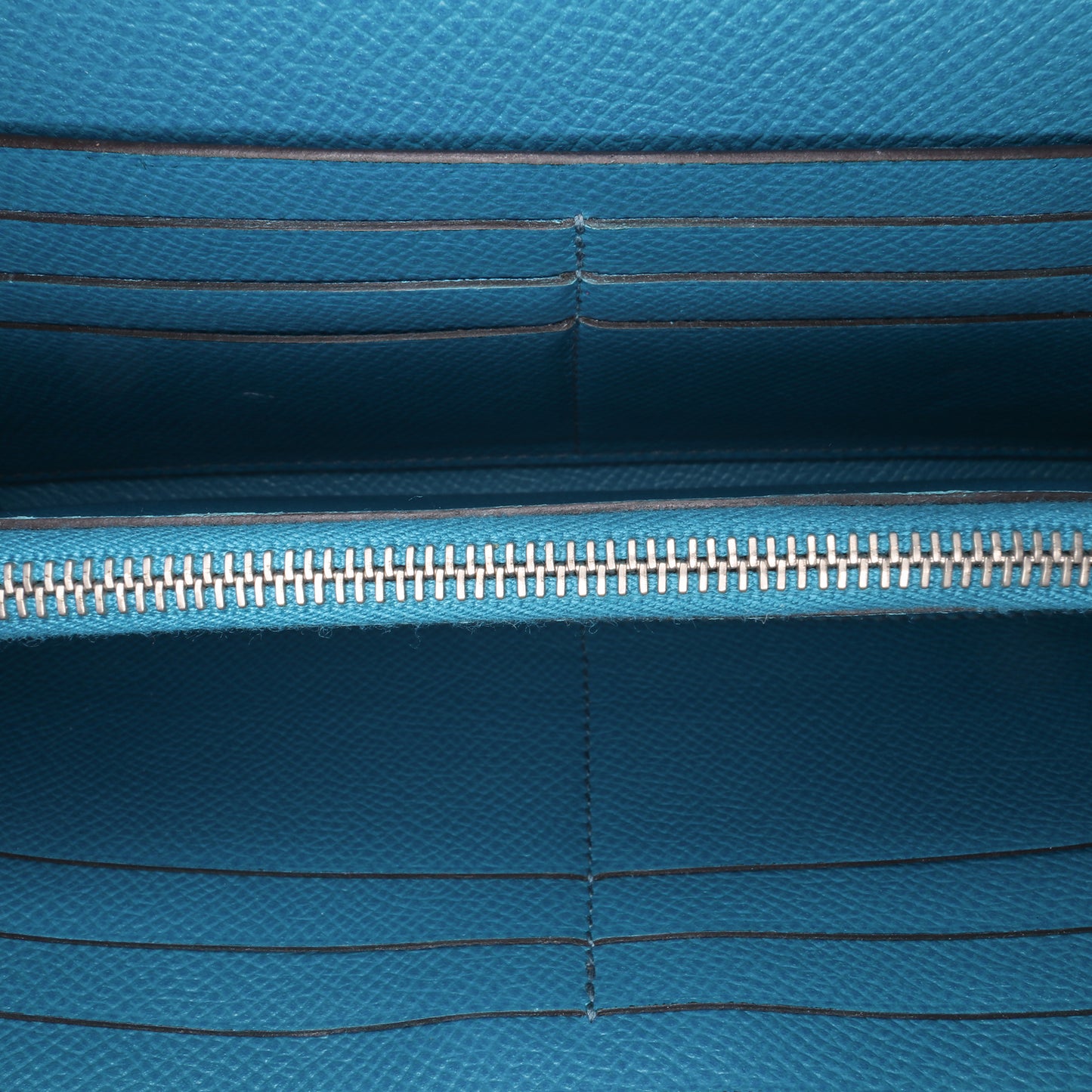 Epsom Kelly Longue Wallet