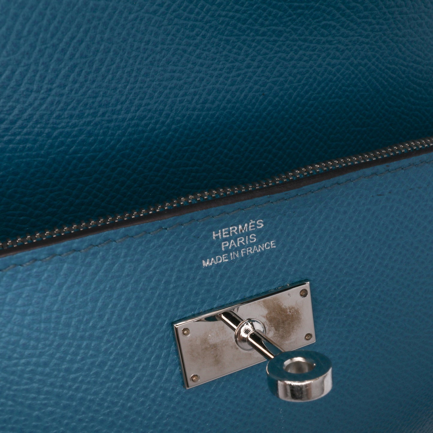 Epsom Kelly Longue Wallet