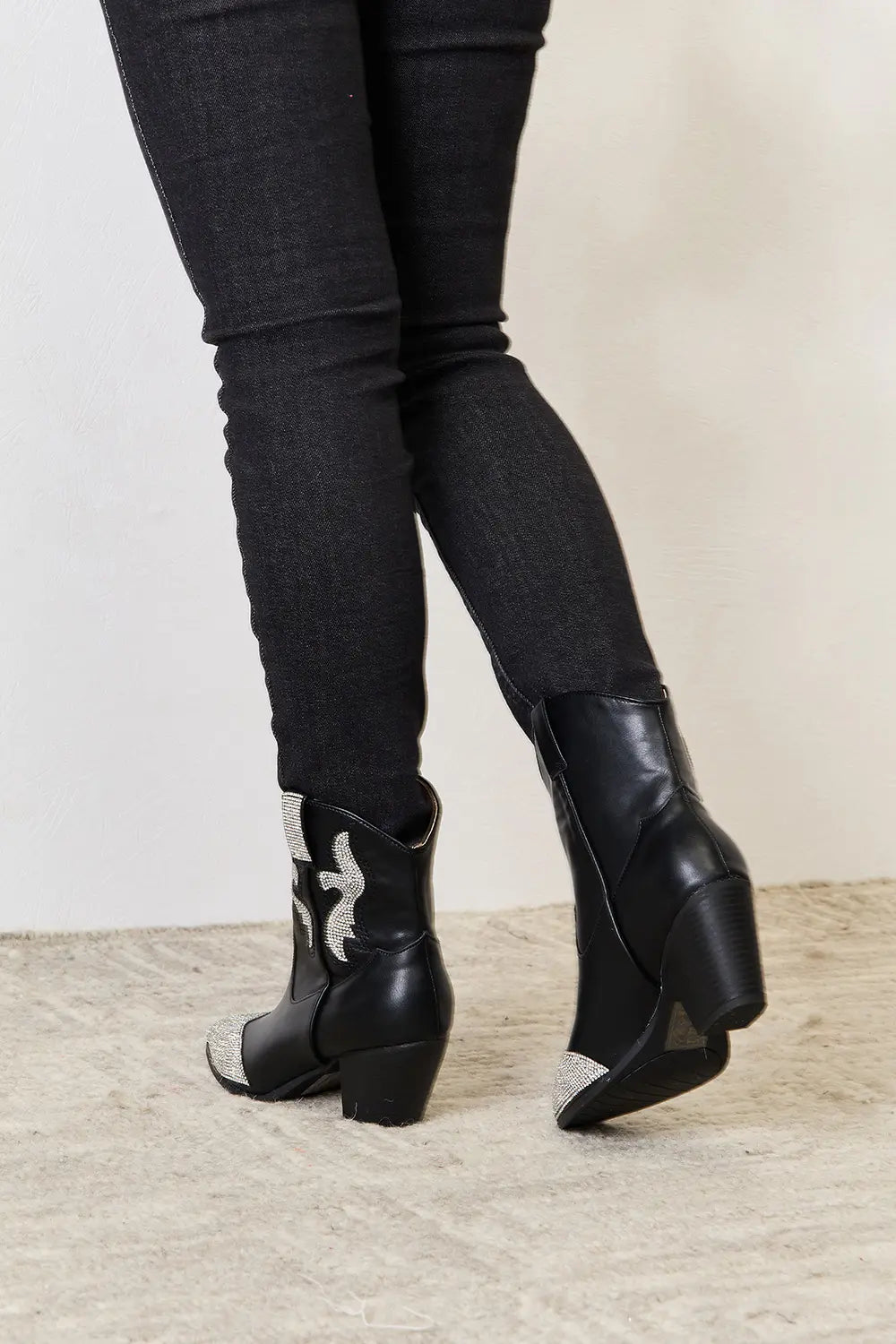 She Wears Glory™ Lion Rhinestone Pointed Boots - She Wears Glory Beverly Hills