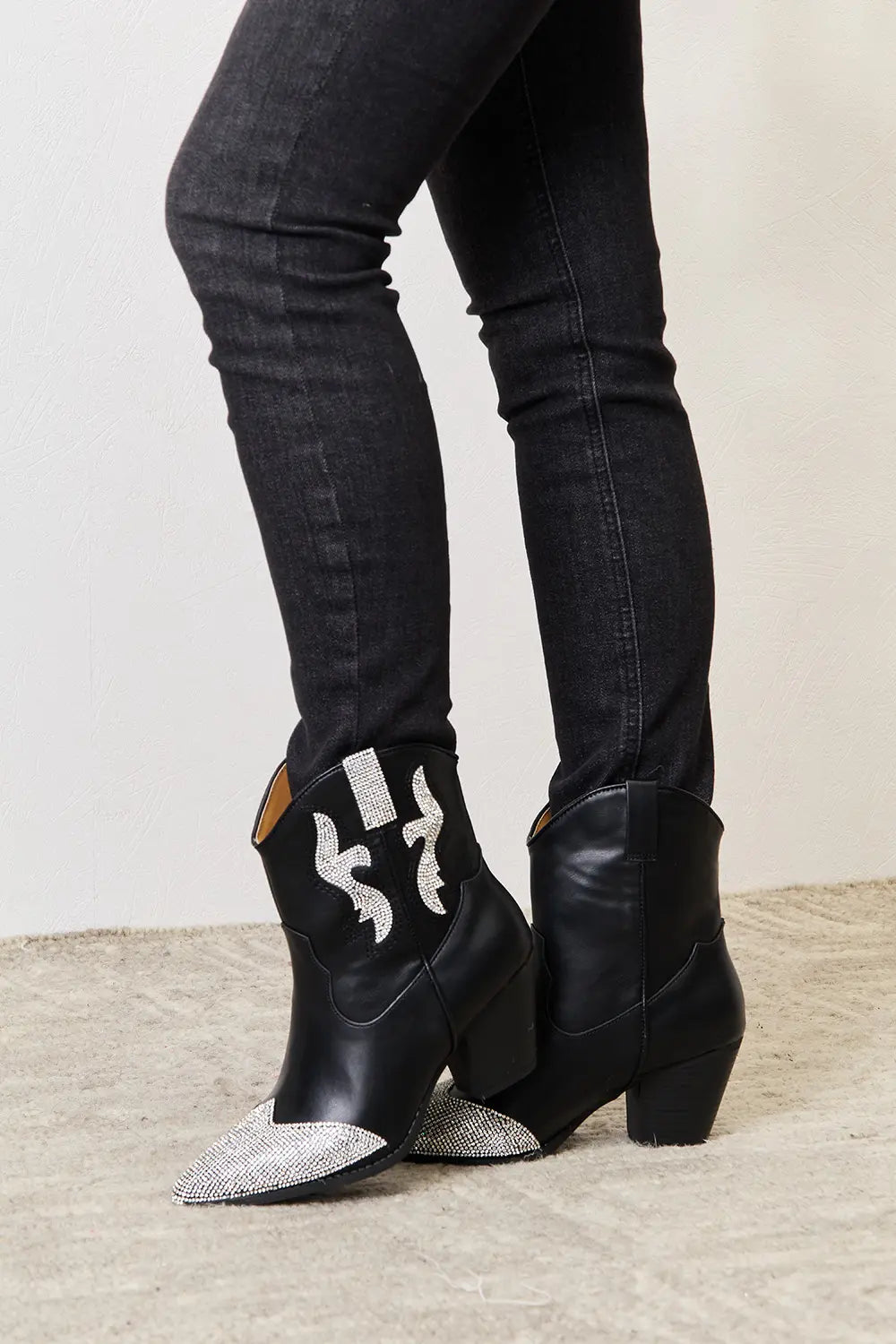 She Wears Glory™ Lion Rhinestone Pointed Boots - She Wears Glory Beverly Hills
