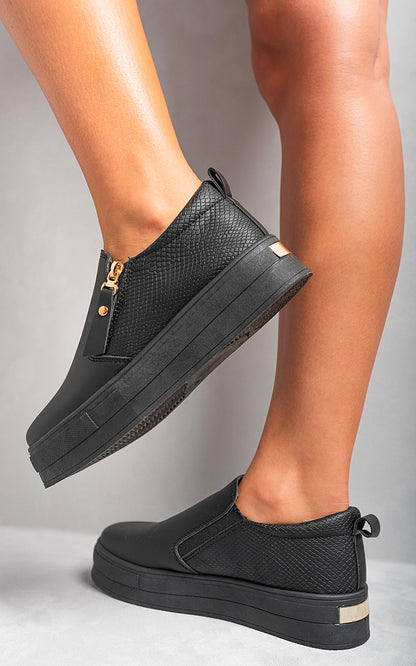 She Wears Glory™ Zipper Decor Slip On Trainers
