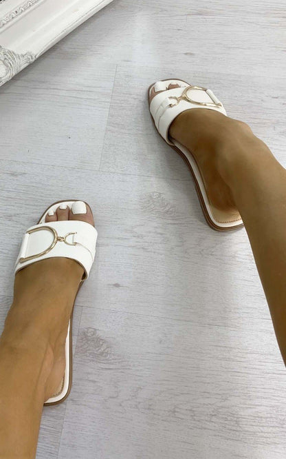 She Wears Glory™ Gold Detail Sliders