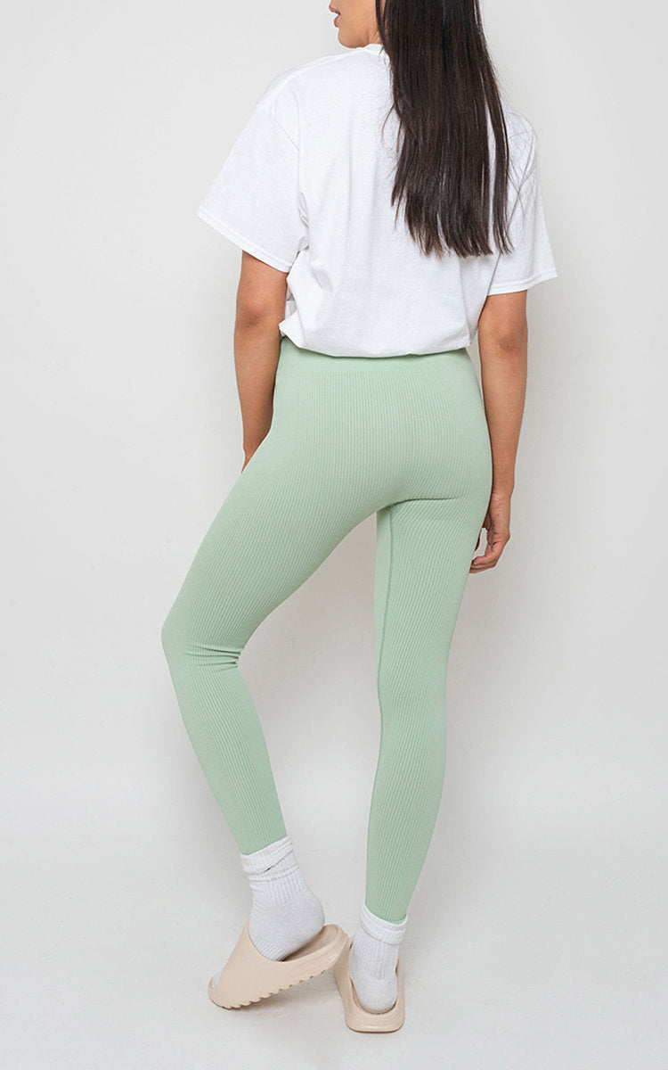 She Wears Glory™ Lightweight High Waisted Rib Curvy Leggings