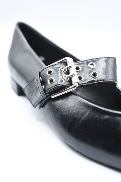 Low Heel Buckle Eyelet Strap Pointed Flat Shoes - She Wears Glory Beverly Hills