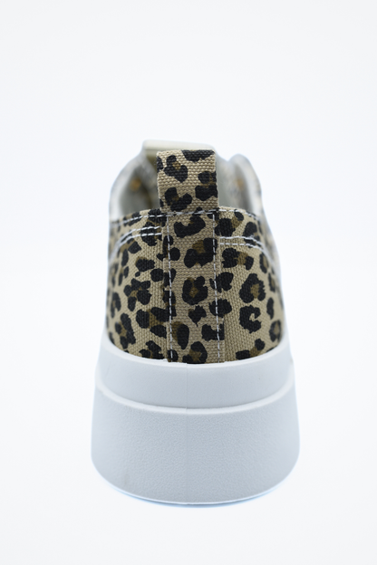 Luxe Bee Decorative Lace Up Platform Trainers - She Wears Glory Beverly Hills