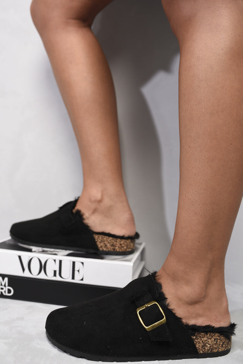 She Wears Glory™ Suede Flip-Flops Sandals With Fur