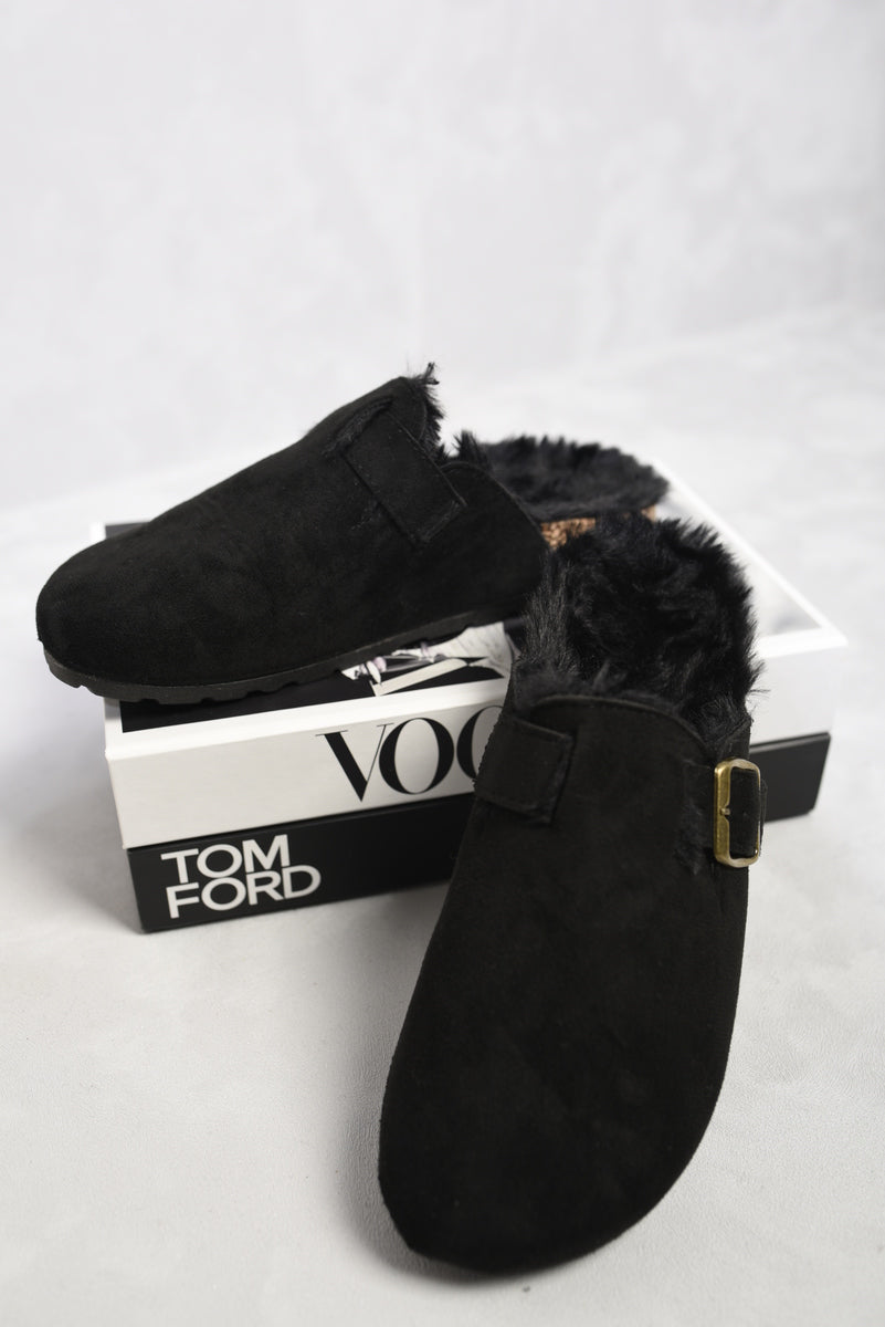 She Wears Glory™ Suede Flip-Flops Sandals With Fur