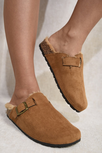 She Wears Glory™ Suede Flip-Flops Sandals With Fur