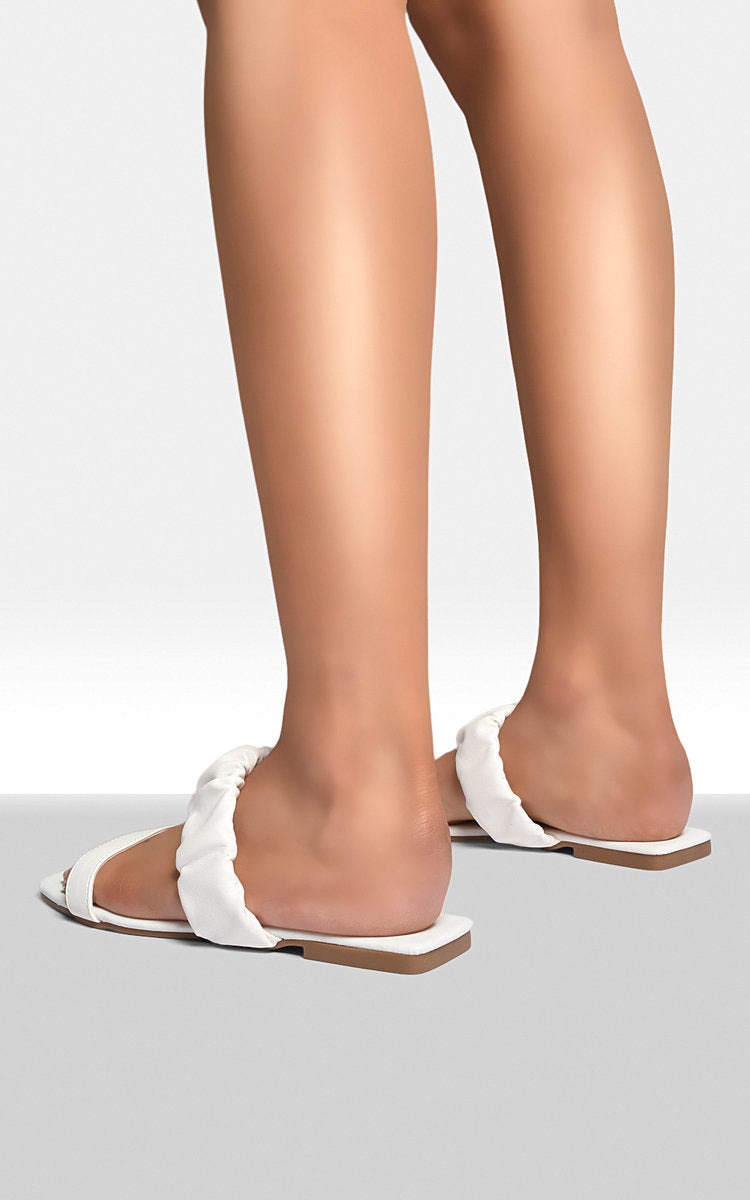 She Wears Glory™ Double Band Slip Sandals