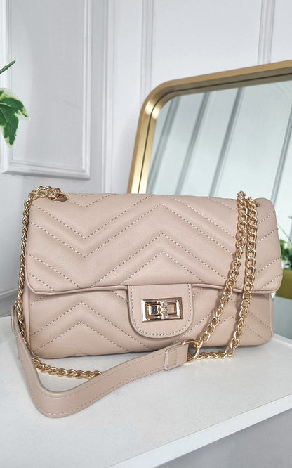 She Wears Glory™ Faux Leather Chain Strap Shoulder Bag